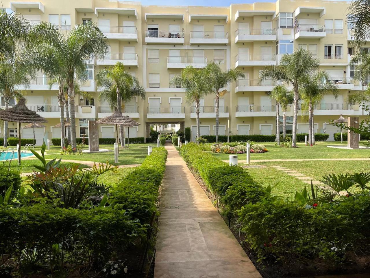 The Garden Corner Apartment Bouznika Bagian luar foto