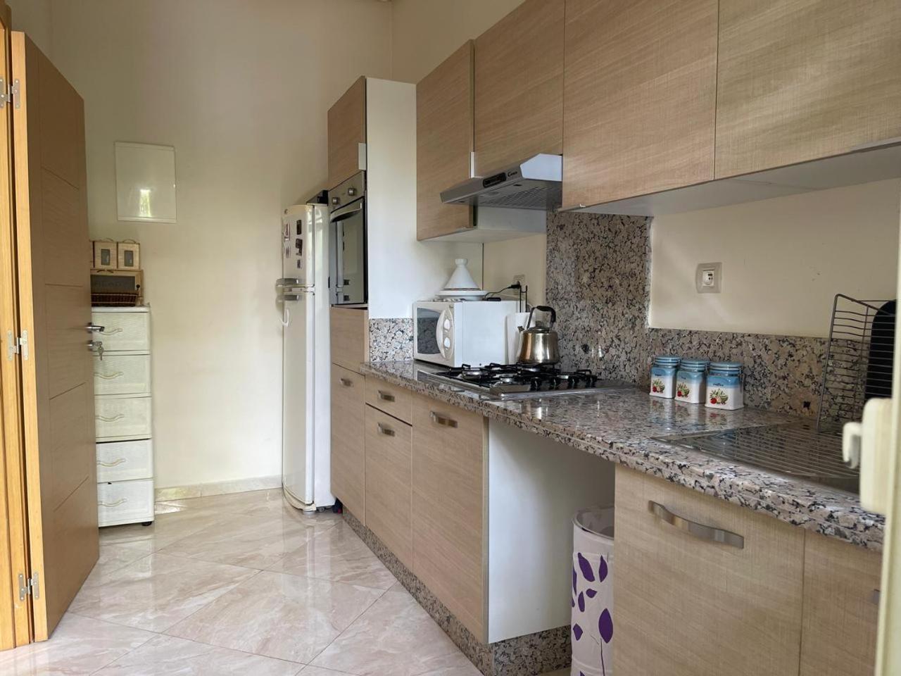 The Garden Corner Apartment Bouznika Bagian luar foto